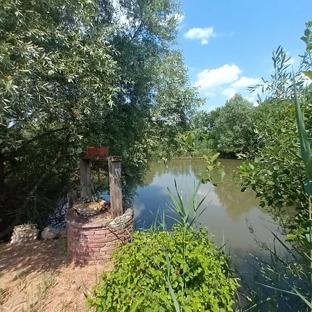 Campsite L'etang De Piou Saint-Sulpice (Ain)